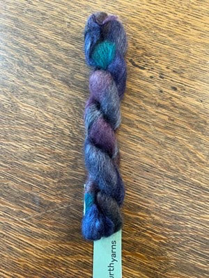 Urth Yarns - Bonmoher