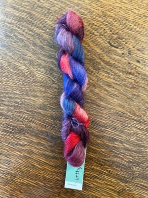Urth Yarns - Bonmoher