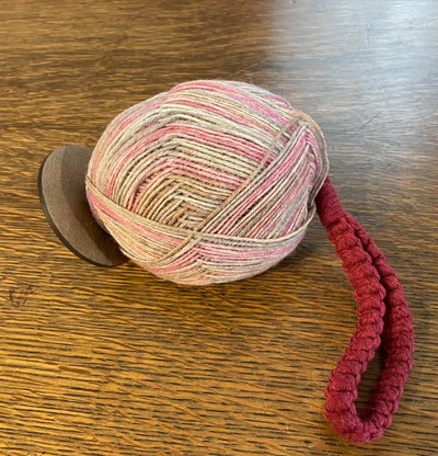 Yarn Keeper - Sheep - Red Strap
